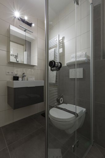 Bathroom 3, Villa Canterbury, Luxembourg
