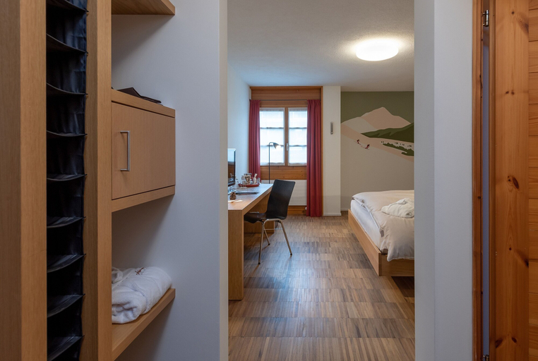 Bedroom 4, Schweizerhof, Albula