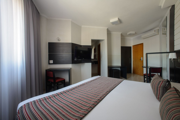 Bedroom 4, Faro Hotel Taubaté, Taubaté