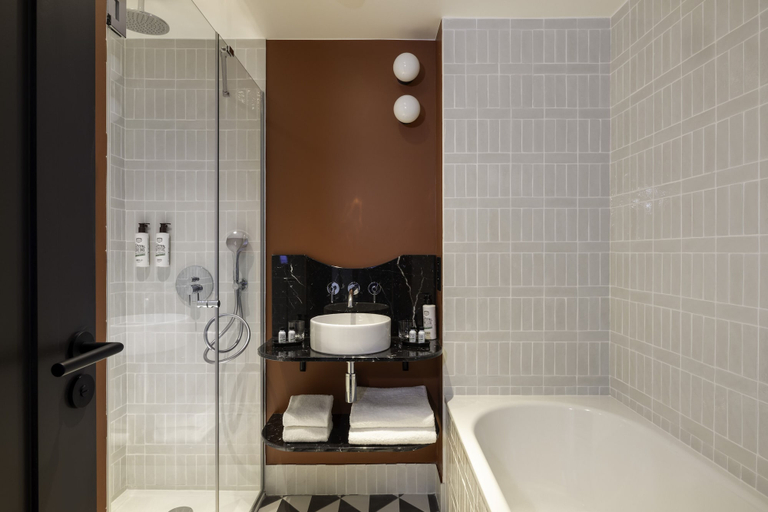 Bathroom 4, Le Clark Hotel, Paris