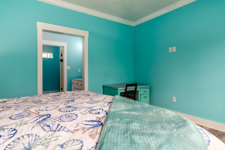 Room 3, Blue Haven - 1414 Oleander 4 Bedroom Home by RedAwning, Mobile