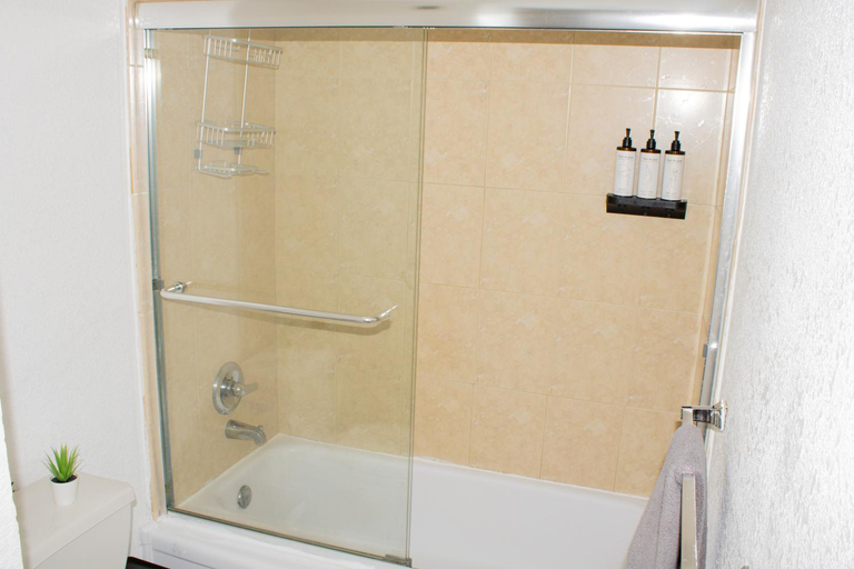 Bathroom 3, Oceanfront Condo - Ocean Views, Pool, Gym Hollywood Beach, Broward