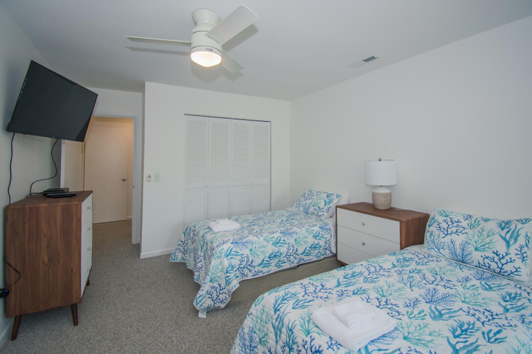 Bedroom 3, 332 Captain John Fripp Villa, Beaufort