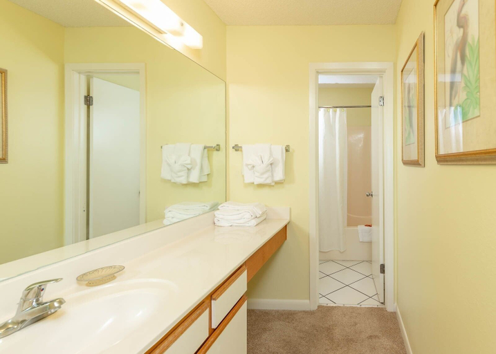 Bathroom 4, Phoenix V 1406 2 Bedroom Condo, Baldwin