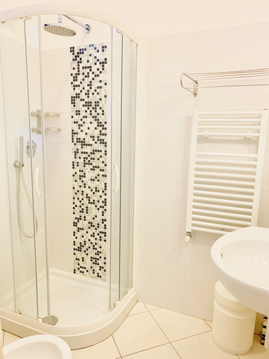 Bathroom 6