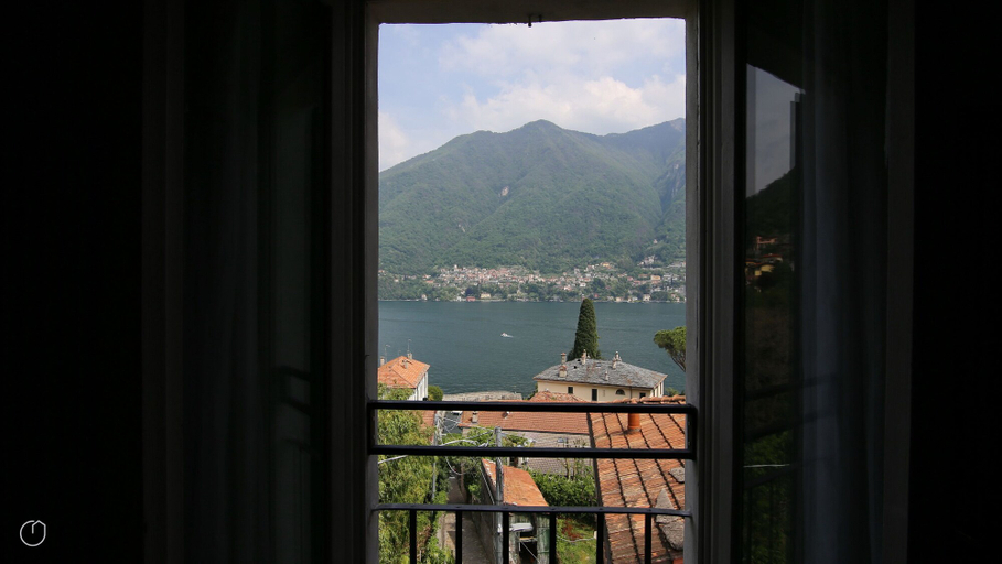 Room 3, Italianway - Riva Soldino 9, Como