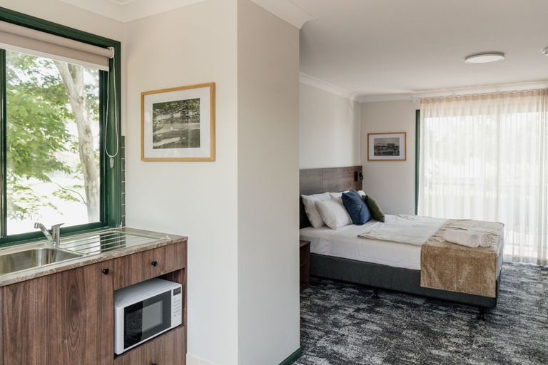 Bedroom 3, Wallaby Hotel, Gold Coast