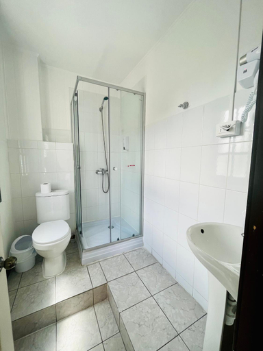 Bathroom 5, Nomada 870 Hotel Work, Osorno