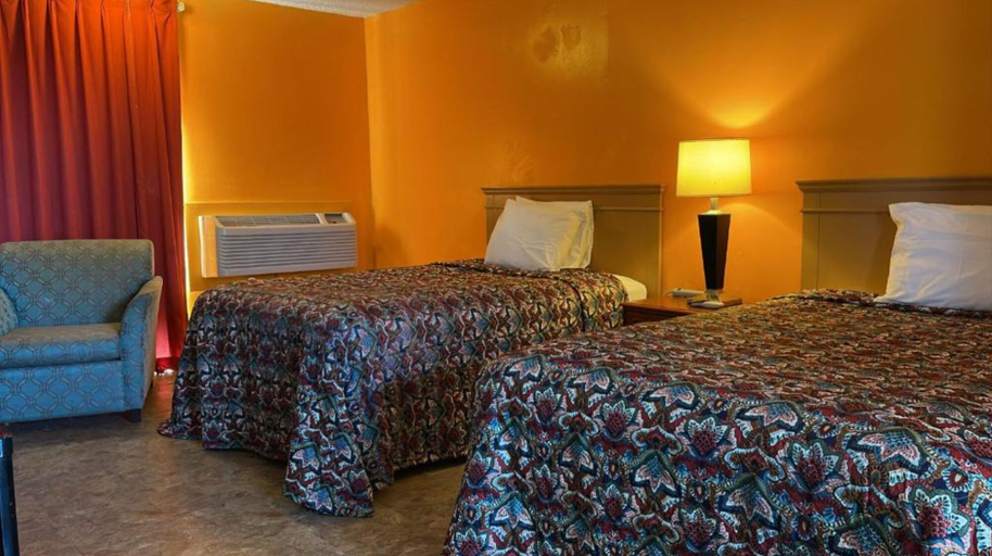 Bedroom 3, Lake Country Inn, Trinity