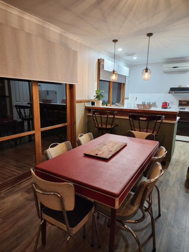 Food & Drinks, Villetta al Mare, Wellington - Rosedale