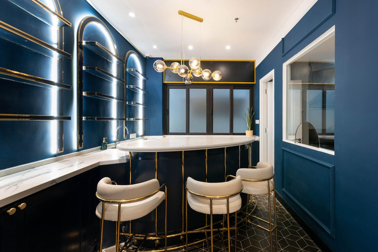 Food & Drinks 5, Louis Mo Apartment, Da Nang