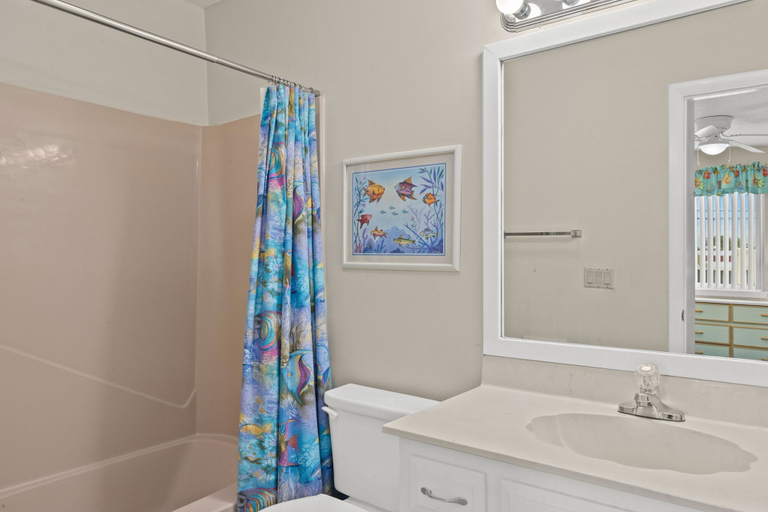 Bathroom 4, 2bd/2.5ba Gulf Front Townhome Near Pier Park! Gulf Views! Beach Access!, Bay