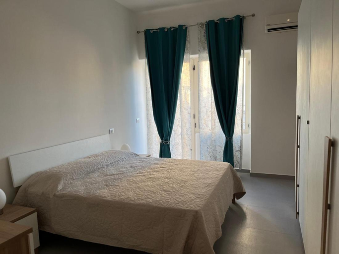 5, The zagare holiday home, Taranto