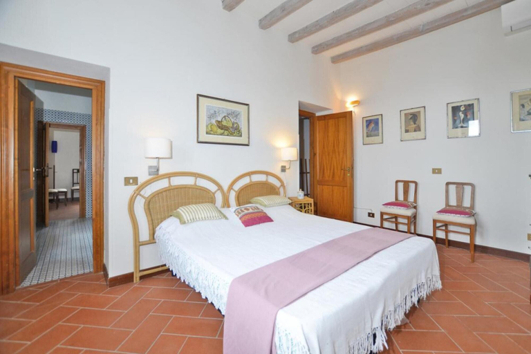 Room 5, Villa Piandisette in Cetona, Siena