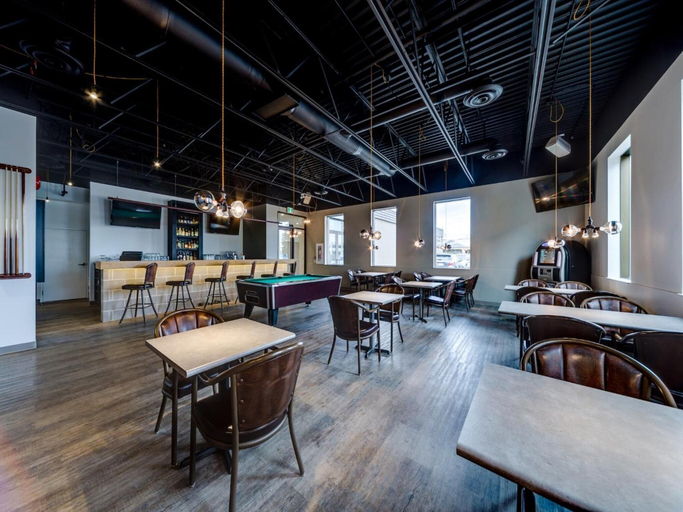 Food & Drinks 5, Heritage Inn Hotel & Convention Centre Saskatoon, Division No. 11