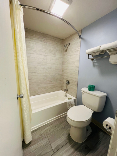 Bathroom 4, Travelodge by Wyndham Carlisle North, Cumberland