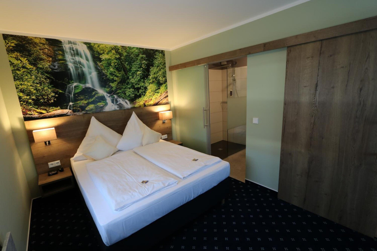 Others 3, Hotel Deutscher Hof, Darmstadt-Dieburg
