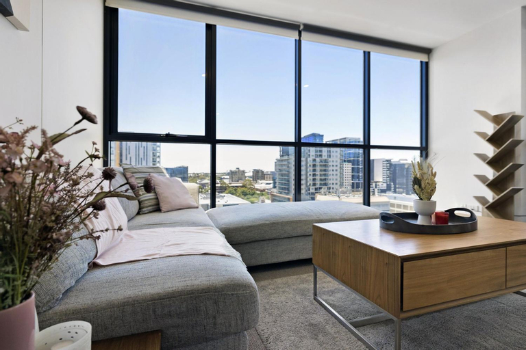 Others 1, Isaac - The Cityscape View Apartment, Adelaide