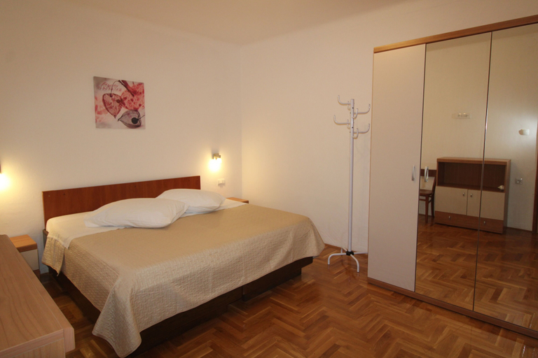 Bedroom 2, Apartment for 4 Person in Liznjan,istrien,kroatien, Ližnjan