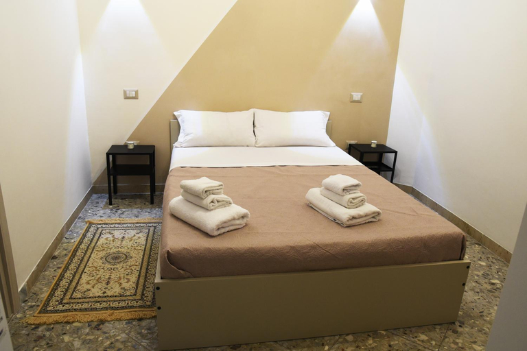 Bedroom 5, Napul'è, Napoli