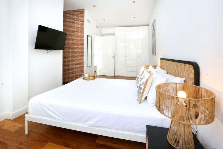 Room 3, Green Faro Modern Duplex With A Bliss Terrace, Faro