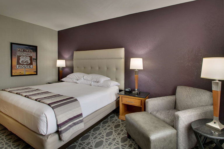 Bedroom 3, Drury Inn & Suites Albuquerque North, Bernalillo