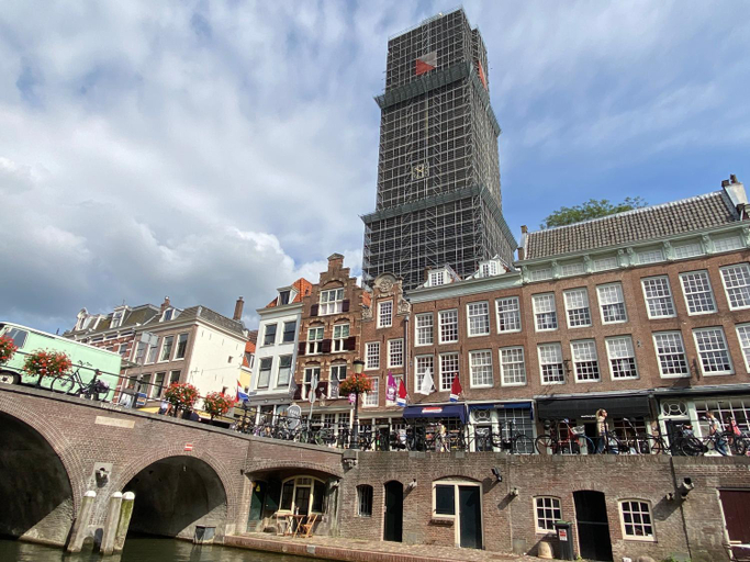 Others 5, Slapen onder de Dom, Utrecht