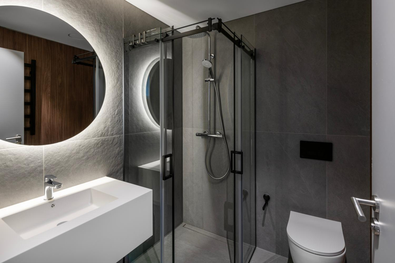 Bathroom 4, Pan Tadeusz, Vilniaus