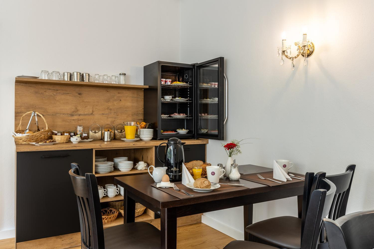 Others 5, Hotel Annet garni, Zwickau