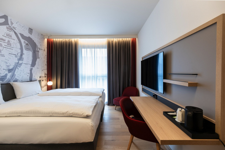 Bedroom 4, IntercityHotel Lübeck, Lübeck