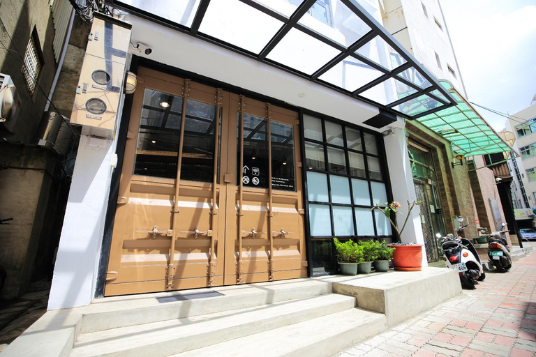 Others 4, it's 一起 台南旅店, Tainan