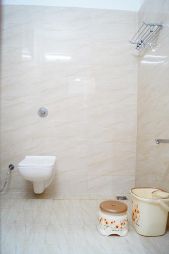 Bathroom 4, Hotel Shree Shyam International, Bilaspur