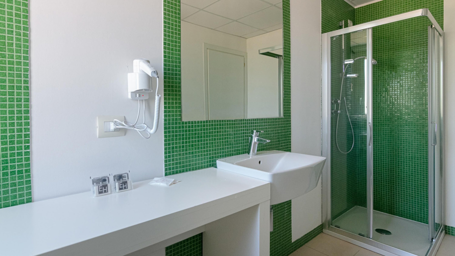 Bathroom 5, Residenza Excelsior 709, Chieti