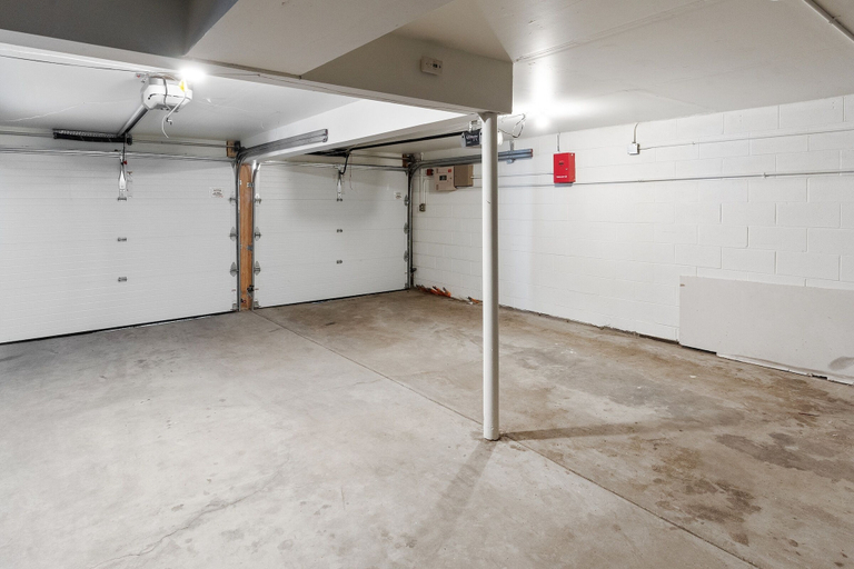 Interior, Winterset 8 pet Friendly 4 Bedroom Townhouse by RedAwning, Routt