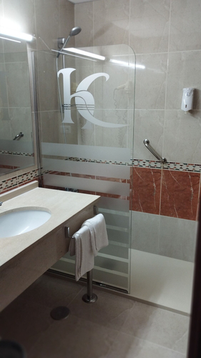 Bathroom 4, Hotel Castro, A Coruña