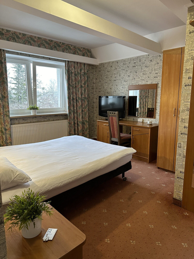 Bedroom 4, VICTORY HOME, Warsaw