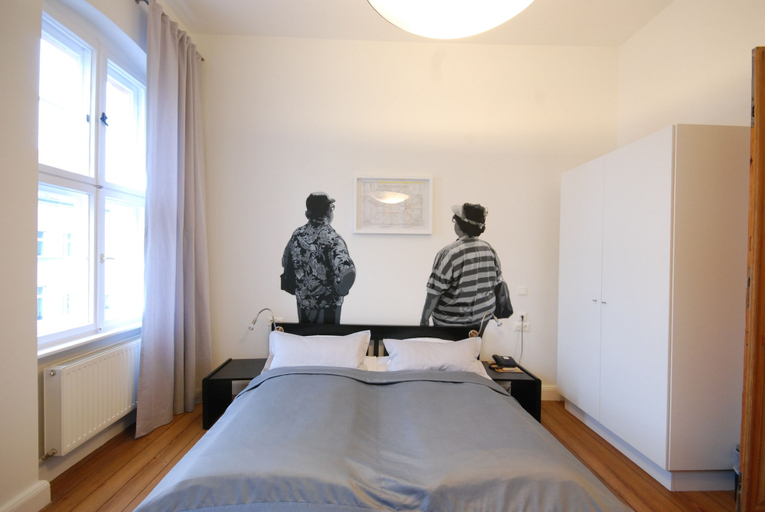 Bedroom 3, Arte Luise – Self-Check In, Berlin