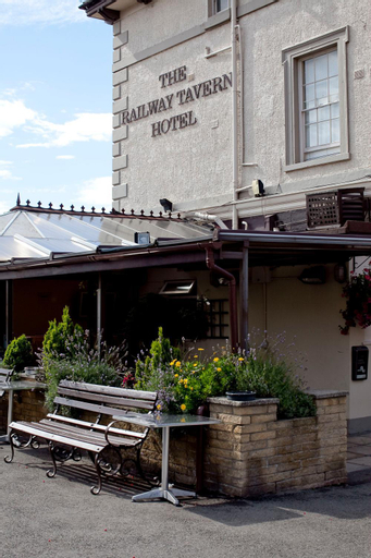 Exterior & Views 1, The Railway Tavern Hotel, London