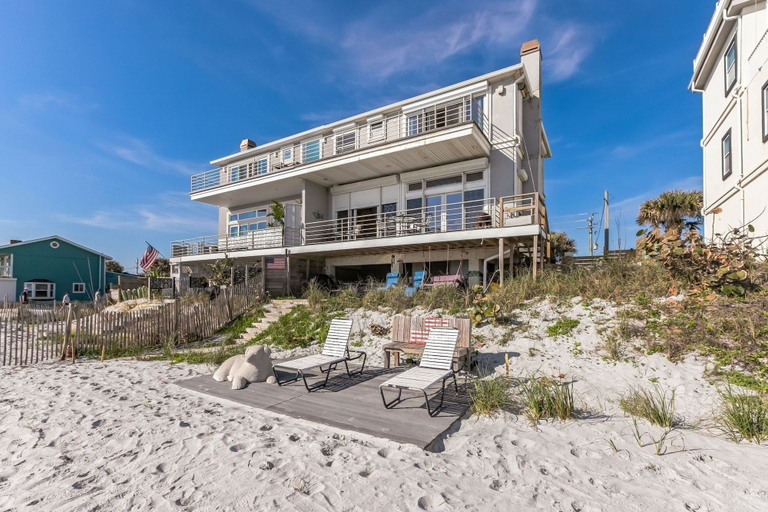 Exterior & Views 2, Breathtaking Beach Front House 3 Bedroom Home by RedAwning, Saint Johns