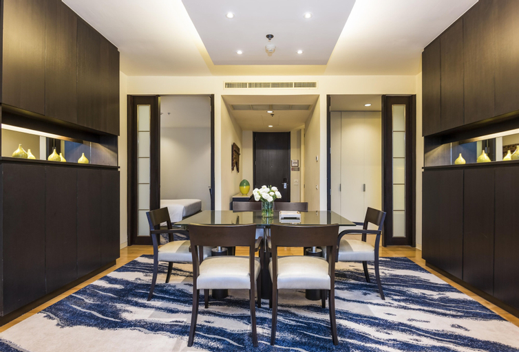Dining Room 9