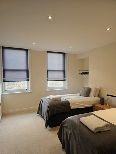Bedroom 2, Town Center Modern Apartment 10, Suffolk