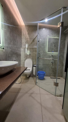 Bathroom, Hotel Star Metro Inn By GRB, Amritsar