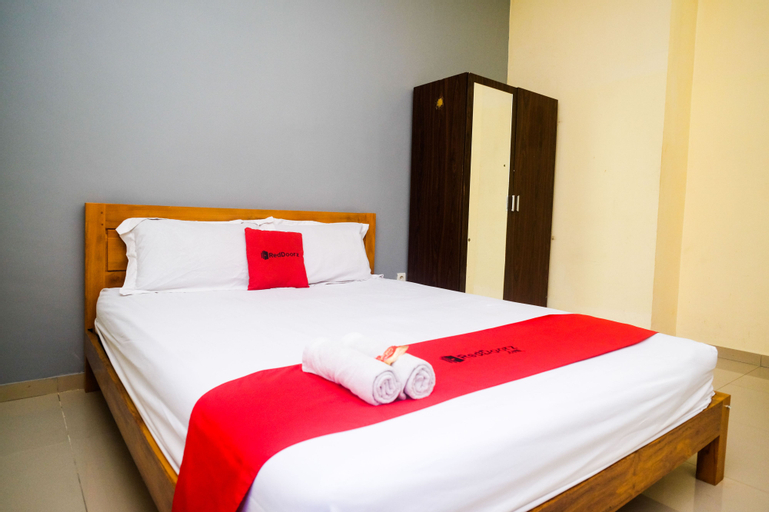 Bedroom 13
