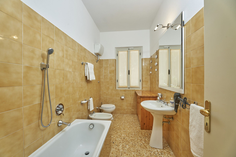 Others 3, Marciana Hills Apartments, Livorno