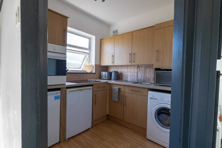 Others 3, Beautiful 2-bed Apartment in Dartford, London