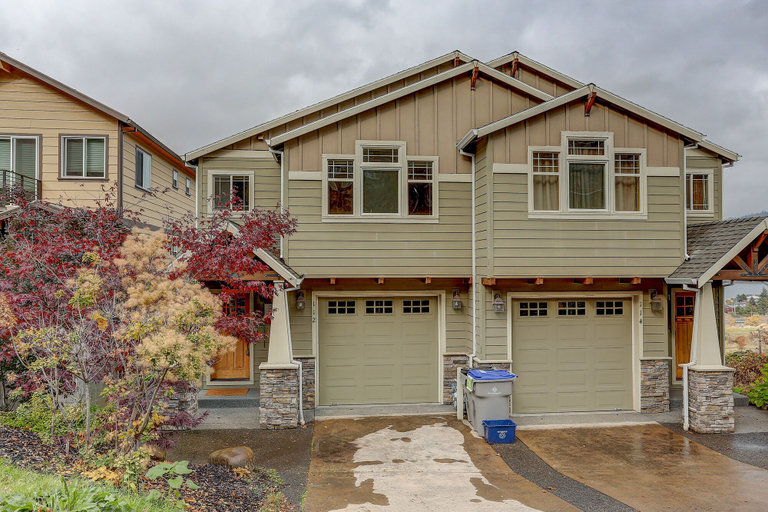 Exterior 4, Three Rivers 3 Bedroom Home by RedAwning, Hood River