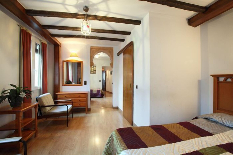 Room 4, Pensión Landazuri, Granada