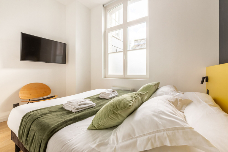 Bedroom 3, Au Chat Qui Dort Lille - Magasin, Nord