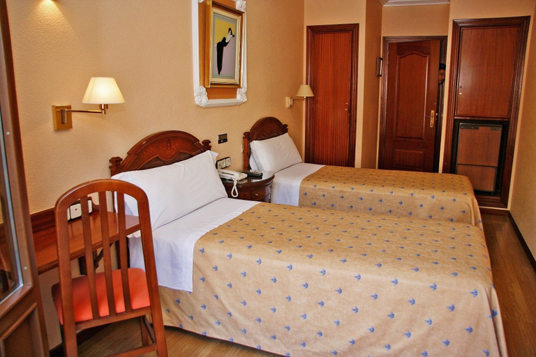 Bedroom 3, Hostal Victoria III, Madrid