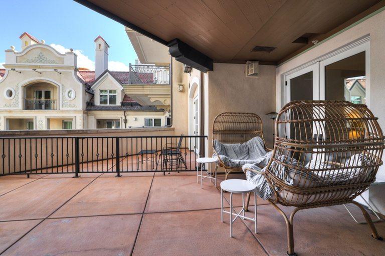 Property grounds 3, Luxury 3 Bedroom Condo at The Arrabelle by RedAwning, Eagle